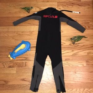 RIPCURL KIDS 3:2 Wetsuit Size 6